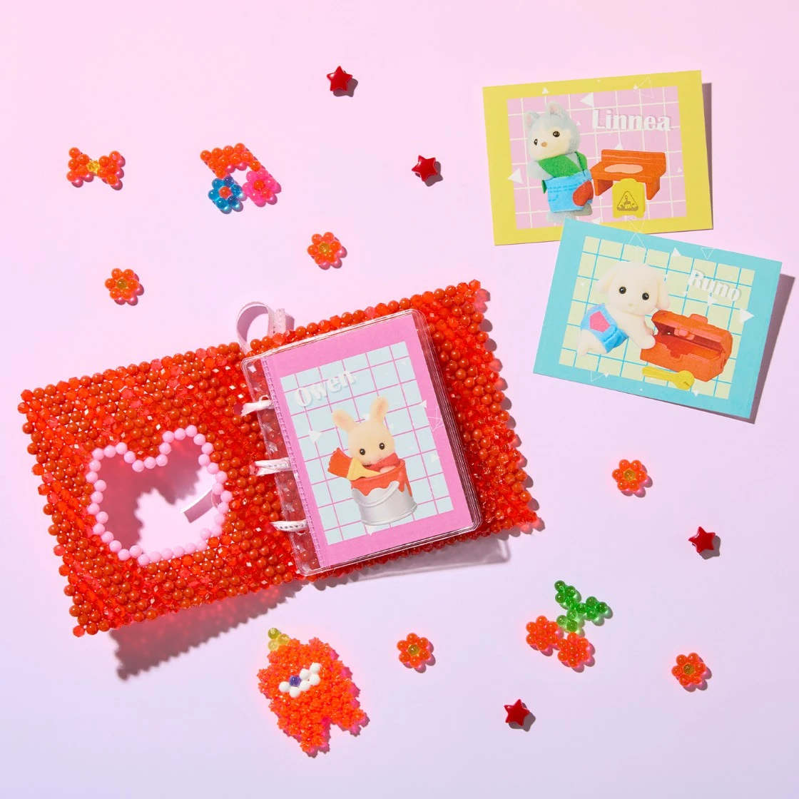 あか】クマ型窓つき ネオントレカファイル | アクアビーズとホイップる